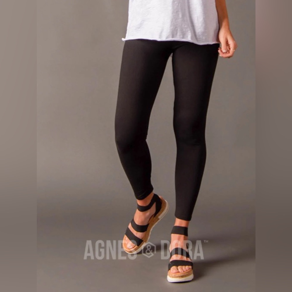 Agnes & Dora Black Leggings